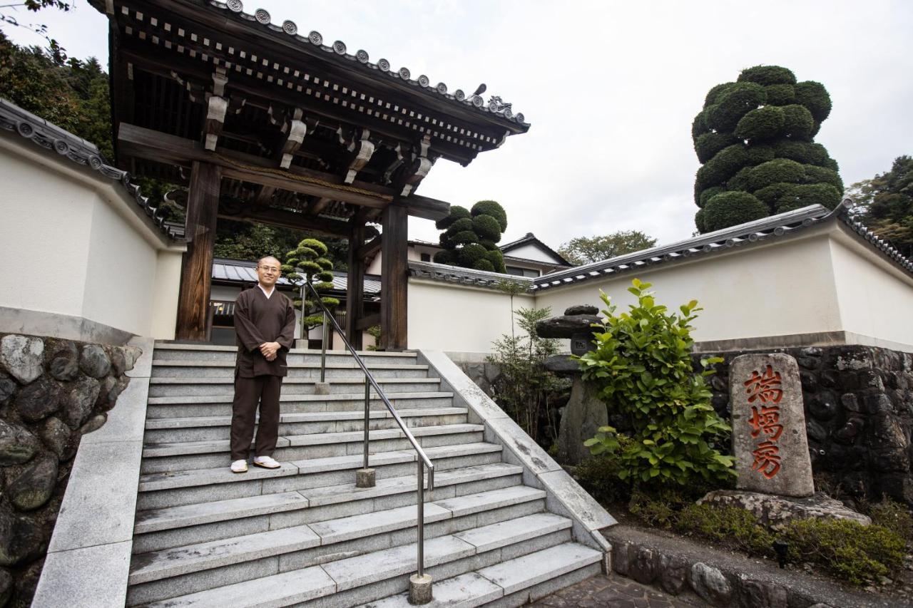 宿坊 端場坊｜Temple Hotel Habanobo Minobu Exterior foto